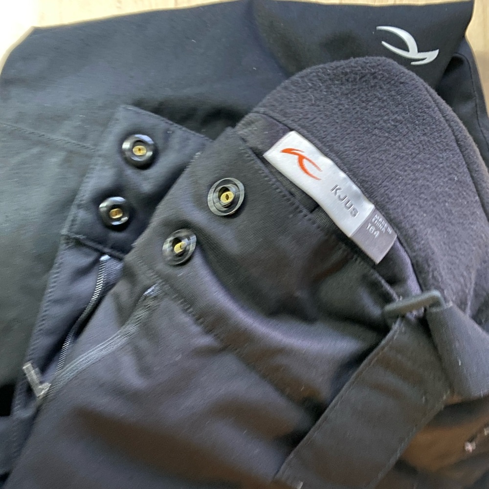 KJUS vector ski/snow pants with attached suspenders (youth 164/ US 16)